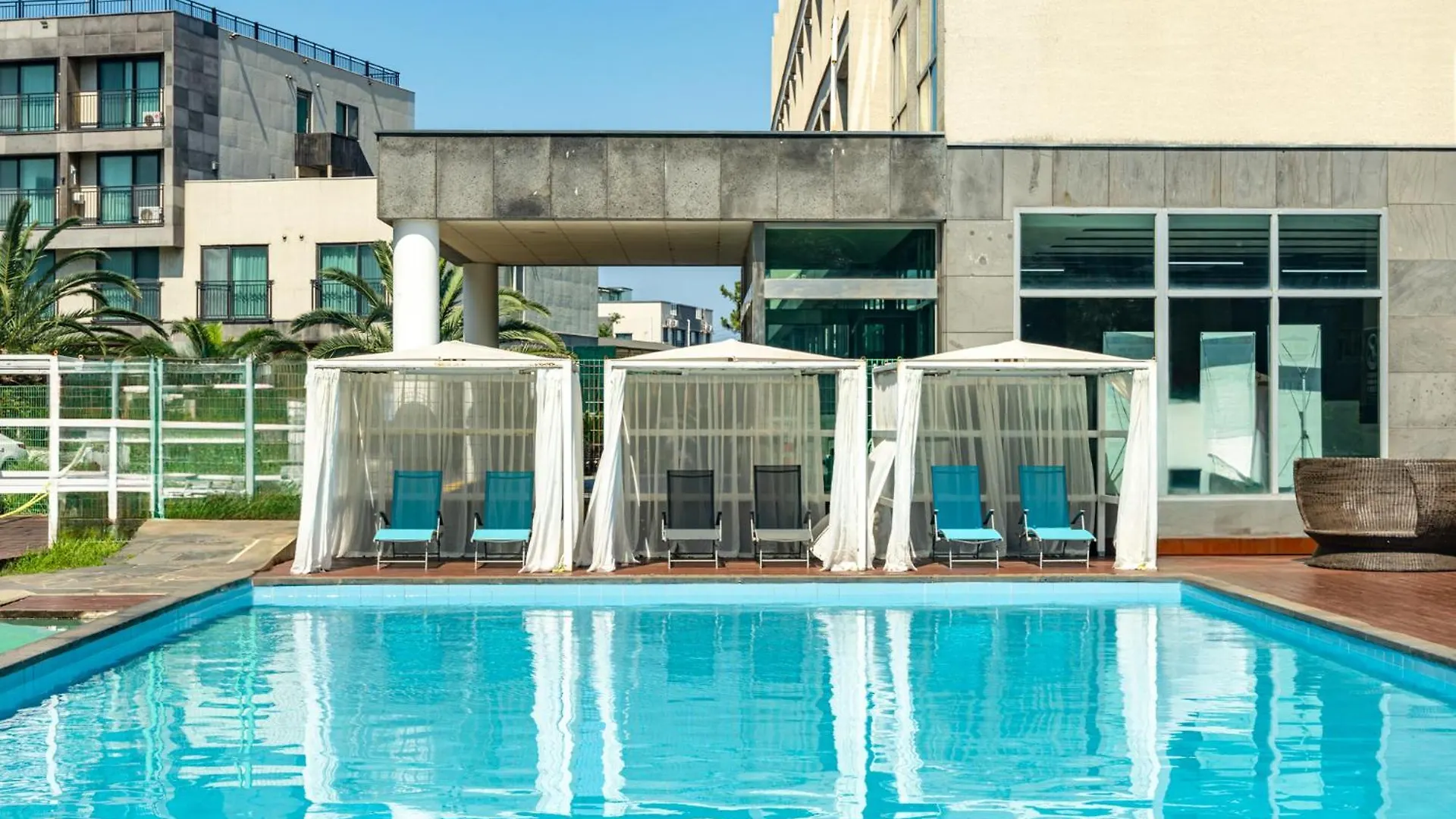 Amoureux Resort Jeju 3*,